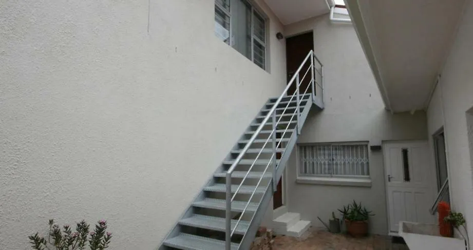 20Ab Belladonna Apartments Vredehoek Cape Town 2*,